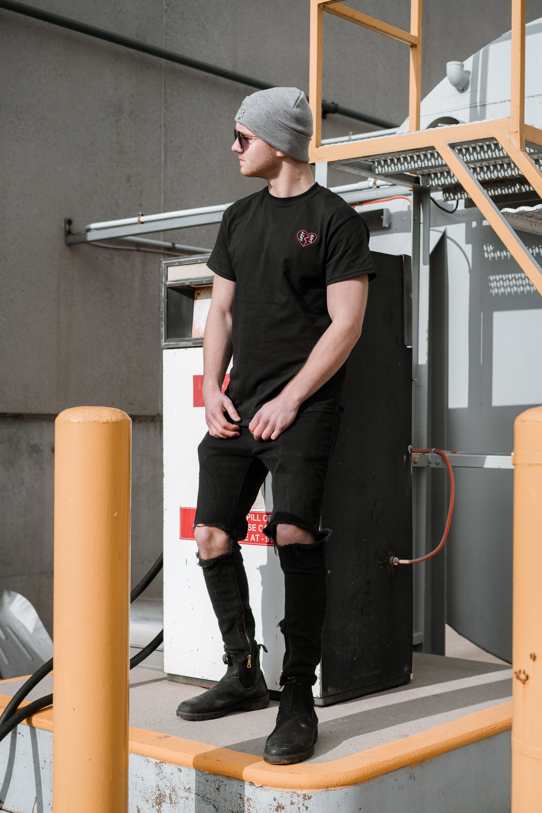 LB 'Broken' Tee – LO$T BOYS